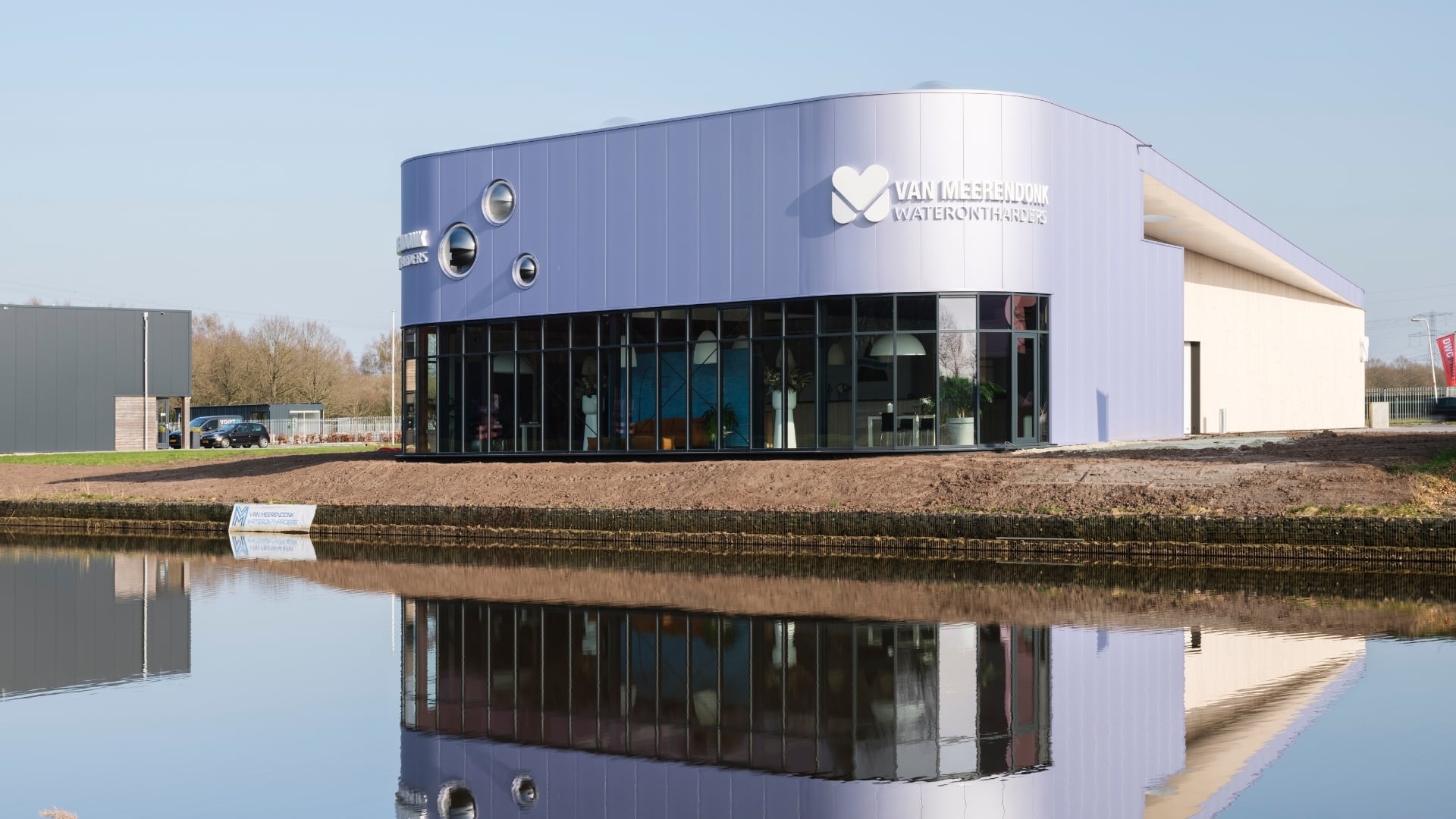Bedrijfspand Van Meerendonk in Stadskanaal, Groningen.
